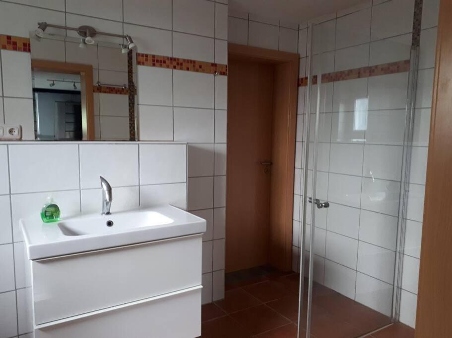Schönes Appartment in ruhiger Lage mit separatem Eingang Saeul Exterior foto