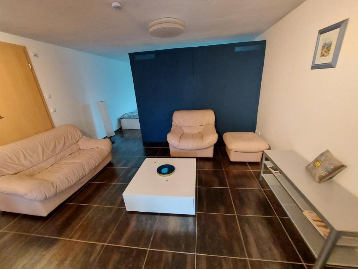 Schönes Appartment in ruhiger Lage mit separatem Eingang Saeul Exterior foto