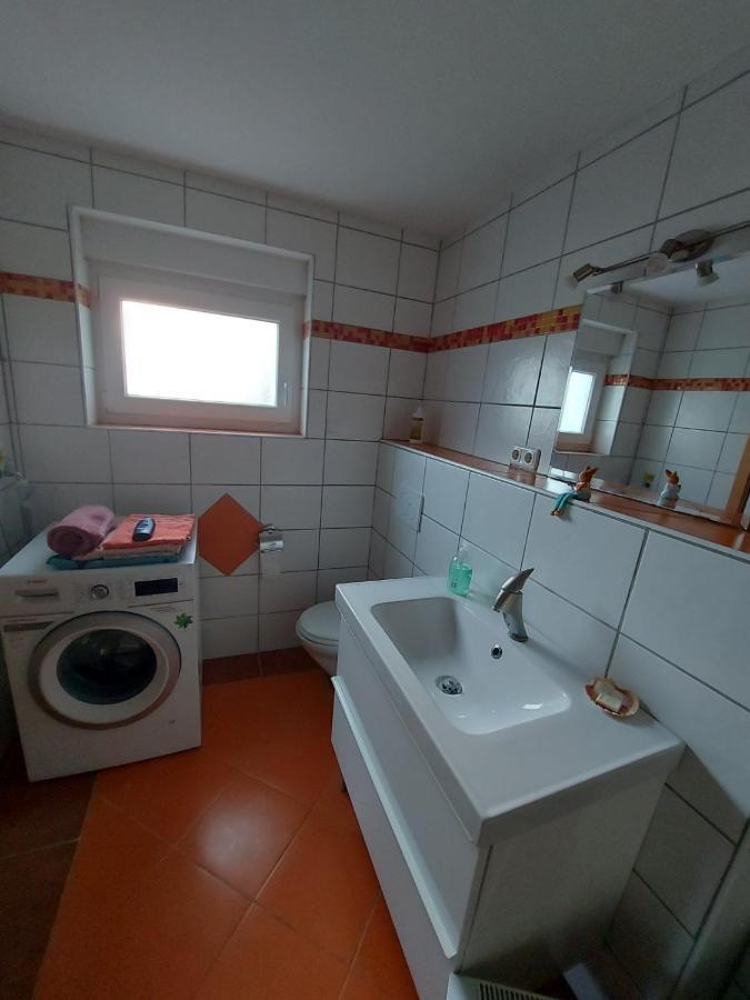 Schönes Appartment in ruhiger Lage mit separatem Eingang Saeul Exterior foto