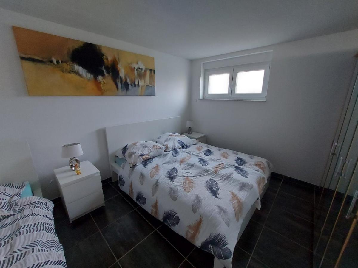 Schönes Appartment in ruhiger Lage mit separatem Eingang Saeul Exterior foto